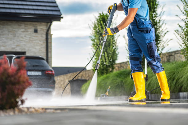 Best Garage Pressure Washing  in Lake Ketchum, WA